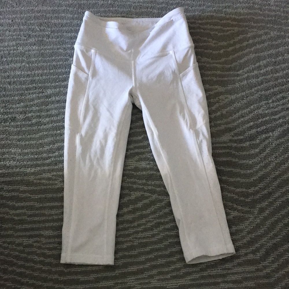 EUC White Lululemon leggings
